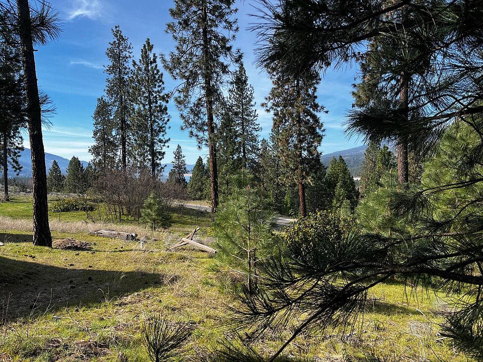 1st image of 1390 Lookout Point Way