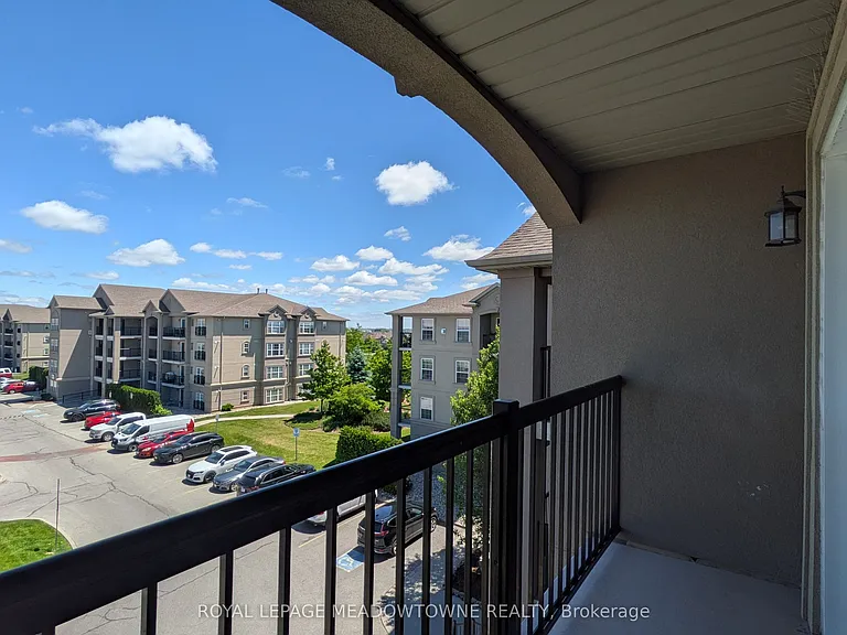1350 Main St E #404 — Photo 21