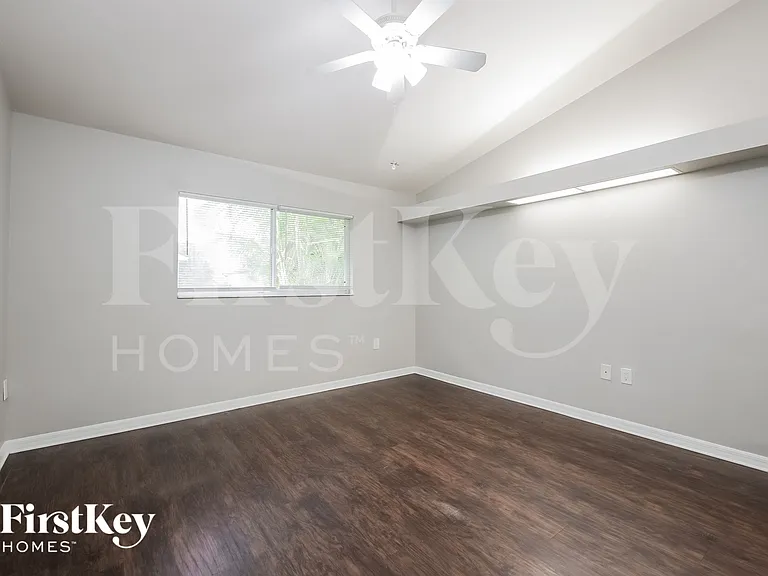 8285 Tahiti Rd — Photo 8