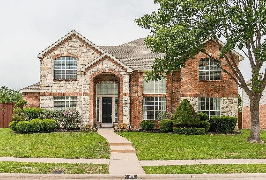 5 bed, 3926 sqft, $5,800 — Photo 1