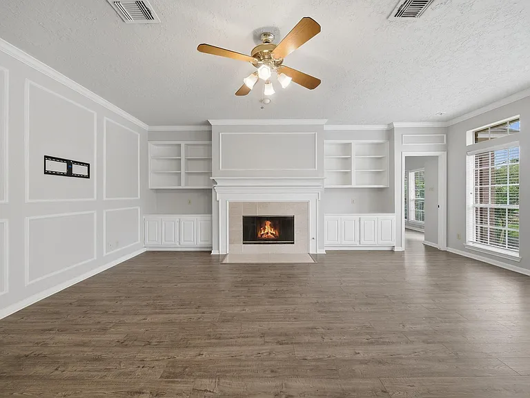 15122 Greenleaf Ln — Photo 23