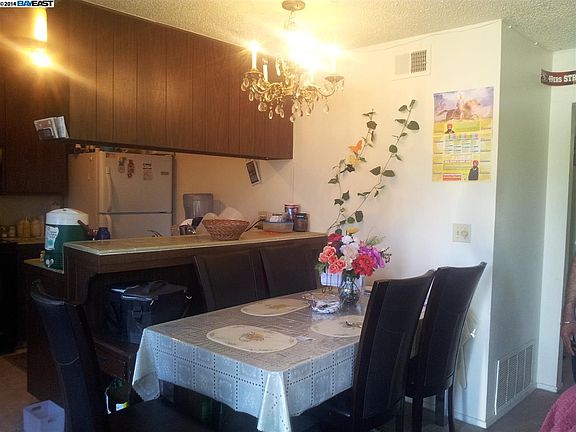 3rd image of 2283 Peacock Pl APT 1
