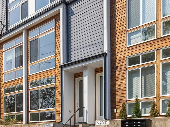 9201 Linden Avenue N #E, Seattle, WA 98103