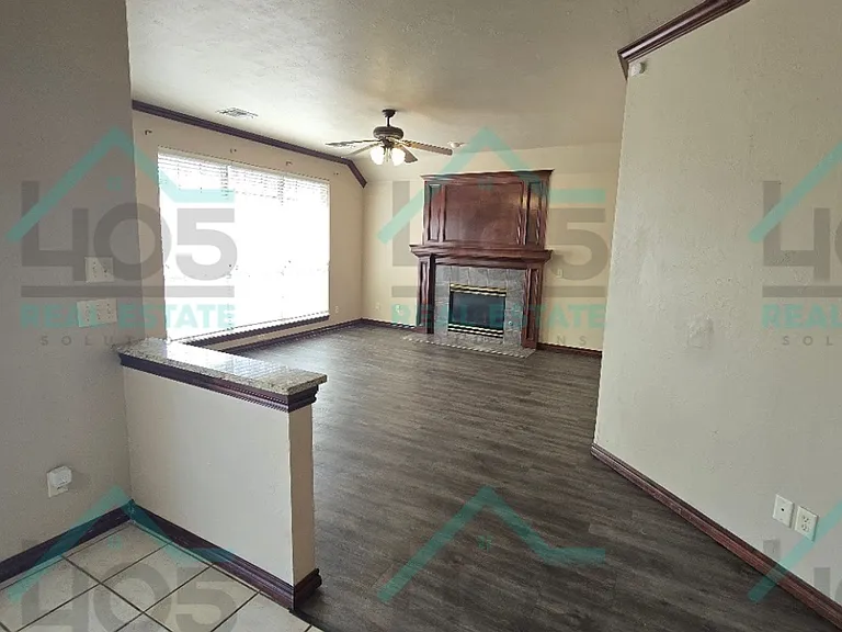 2500 Auburn Ct — Photo 9