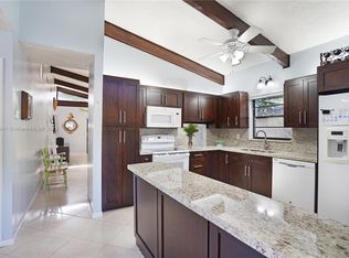 117 Gate Rd #3-63, Hollywood, FL 33024