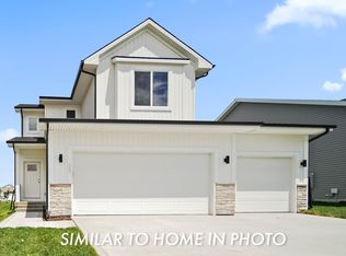 526 43rd Southwest St, Altoona, IA 50009