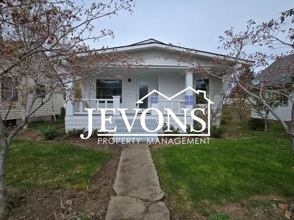 18 Hall Ave, Yakima, WA 98902