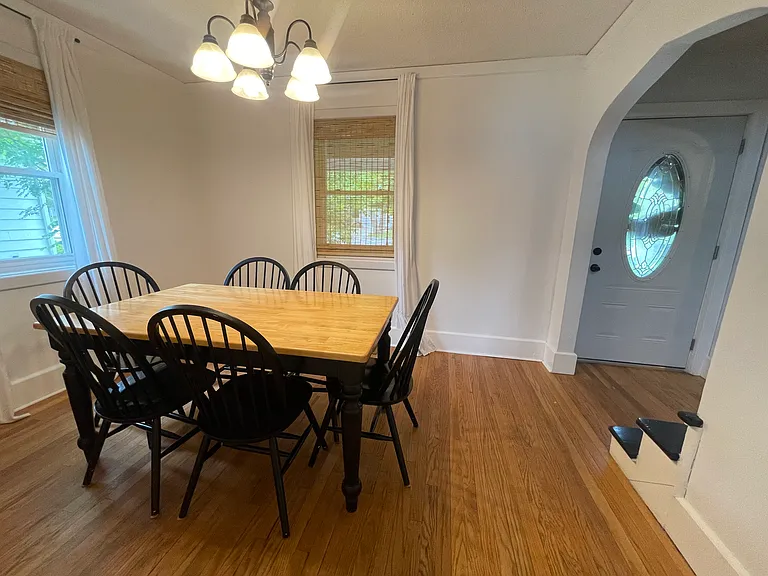 2528 Jefferson Ave — Photo 22