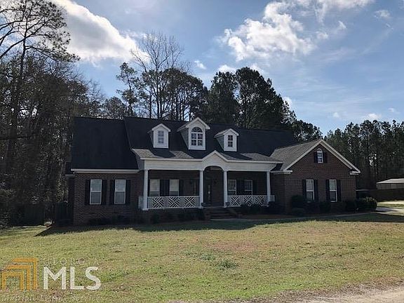 2nd image of 9026 Oakfield Dr