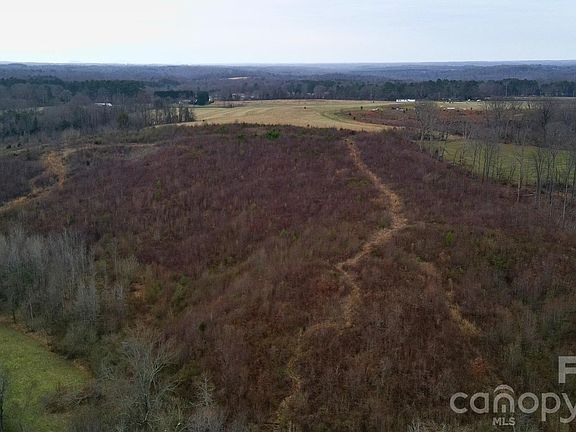 4th image of 3078 Summerow Rd