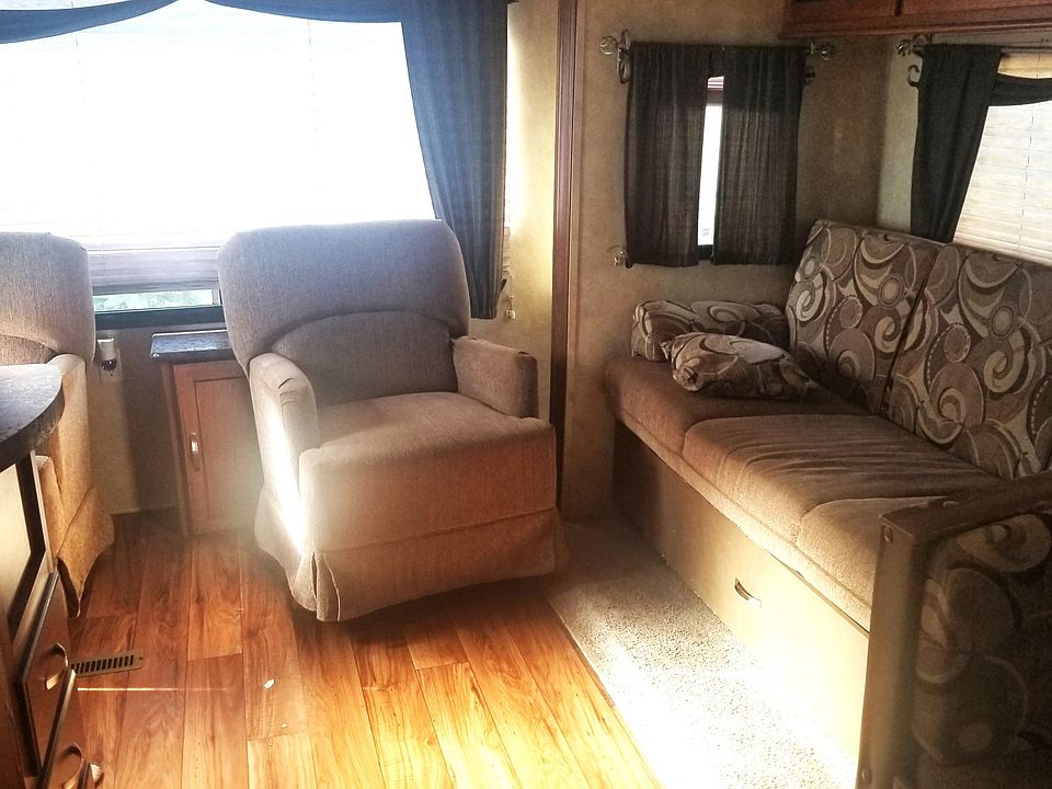 1st image of 218 W Carson St Space 7