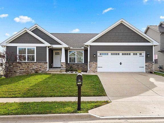 2nd image of 158 Tuscany Ct