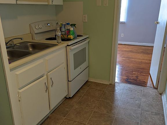 5th image of 439 Breck Ave #1