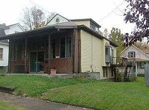2nd image of 375 Morewood Ave