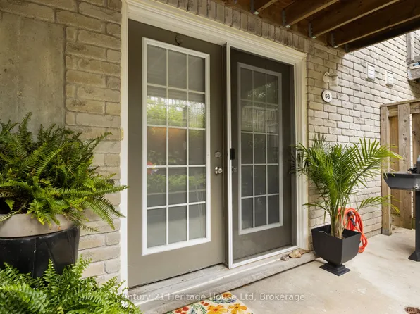 35 Mountford Dr #56, Guelph, ON N1E 0G6