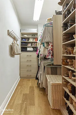 Sold by Sotheby's International Realty | media 15