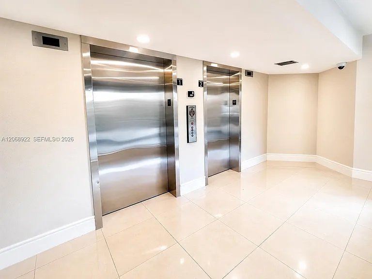 1700 NW North River Dr #805 — Photo 24
