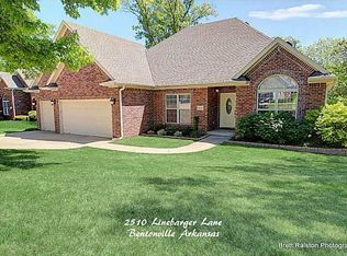 2510 NW Linebarger Ln, Bentonville, AR 72712