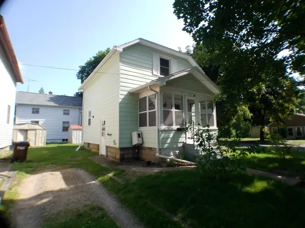 1614 Floral Ave, Jackson, MI 49202
