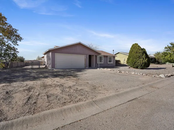 468 Apache Loop SW, Rio Rancho, NM 87124