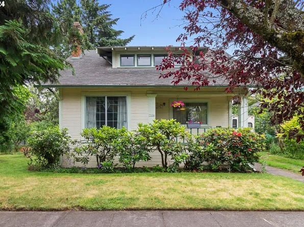 7034 NE Flanders St, Portland, OR 97213