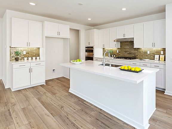 Homesite 219 Kitchen