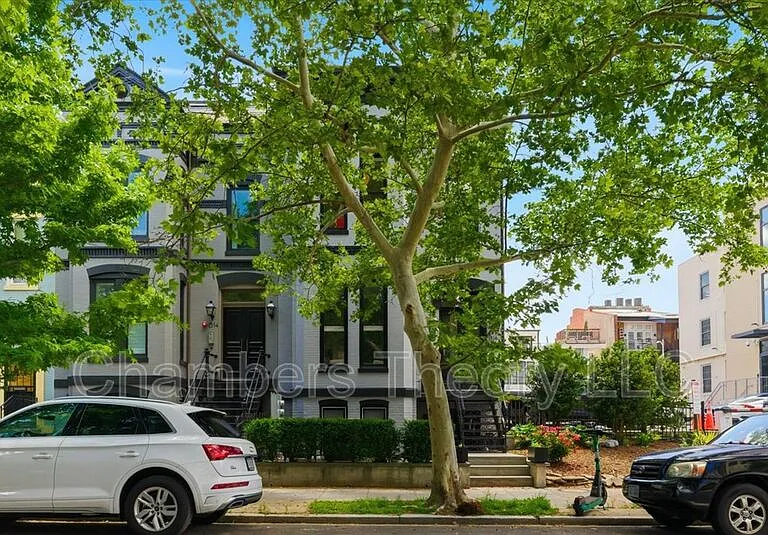 1516 Q St NW #1 — Photo 9