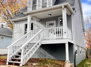 2945 Ridgeway Ave, Saint Louis, MO 63114