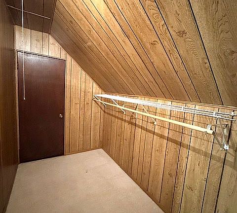 4th image of 2343 S 75th St