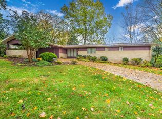 121 Canterbury Rd, Oak Ridge, TN 37830