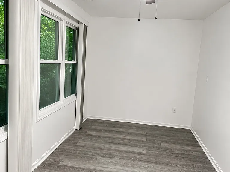36887 Brewster Ln — Photo 2