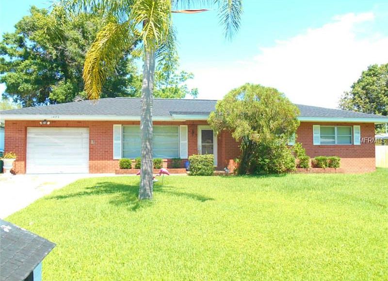 1st image of 1439 Douglas Dr