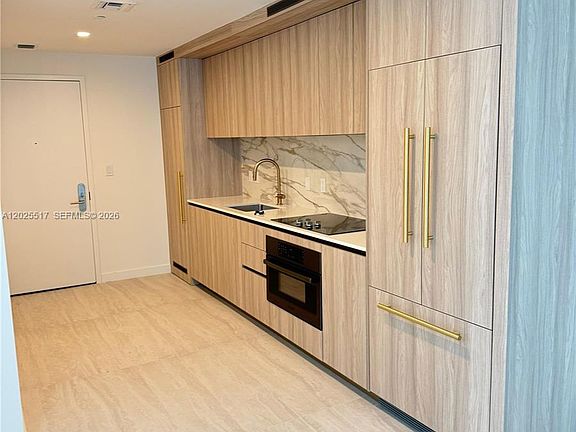3rd image of 77 SE 5th St #2307