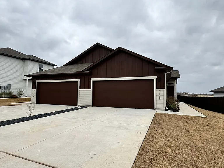 775 Staglin St #A — Photo 2