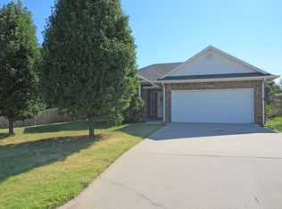 1912 Red Bud Ct, Ardmore, OK 73401