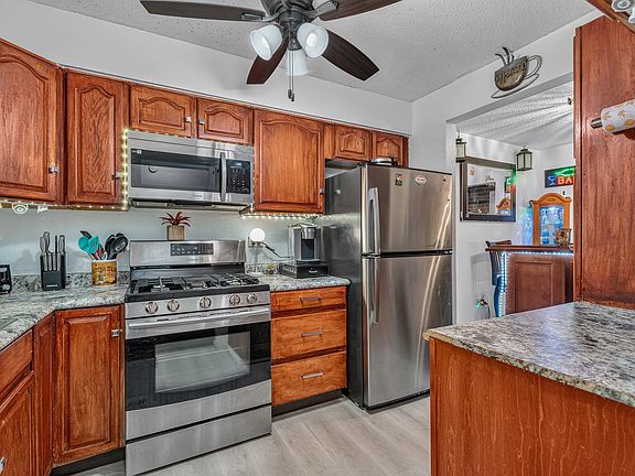 3rd image of 120 S La Londe Ave APT 1G