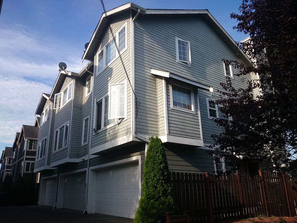 1st image of 2217 E Alder St