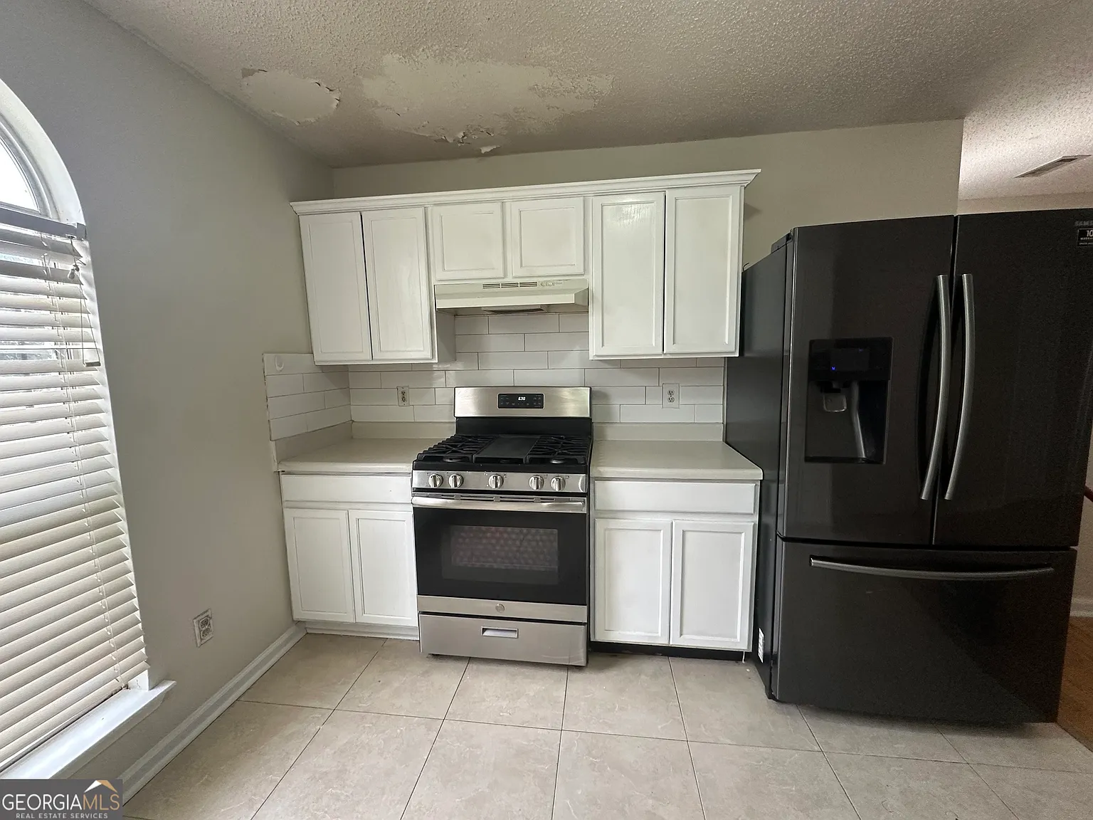 3 bed, 2.0 bath, 1315 sqft, $1,500 — Photo 4
