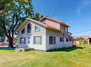 79 Duck Lake Road, Omak, WA 98841