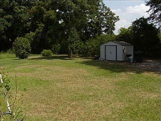 3rd image of 508 Acorn Ln