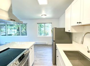 5220 California Ave SW APT 25, Seattle, WA 98136