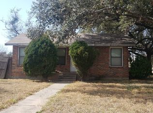 1711 N Washington St, Beeville, TX 78102