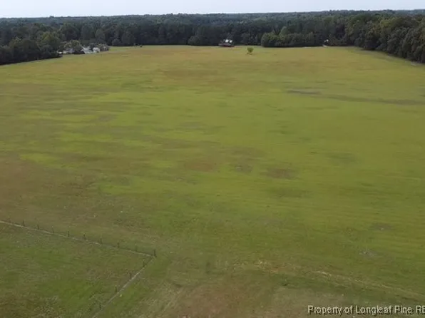 701 Eastway Ave, Elizabethtown, NC 28337