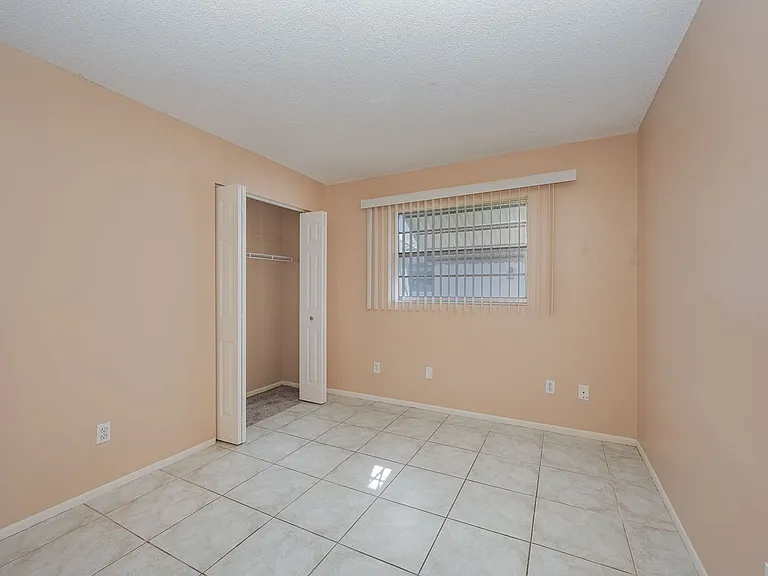 608 E Sacre Coeur Dr — Photo 14