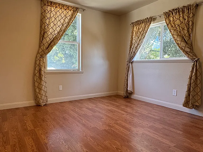 upstairs second bedroom