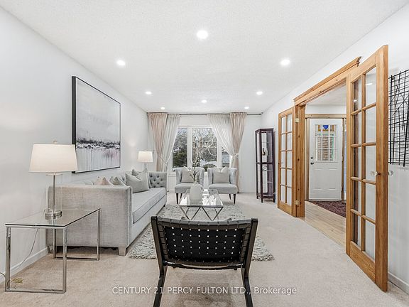 3rd image of 782 Aspen Rd