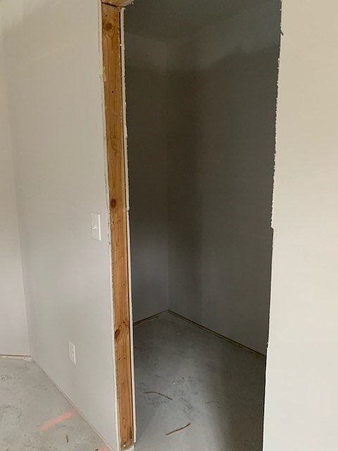 2nd image of 1032 Dover Cir