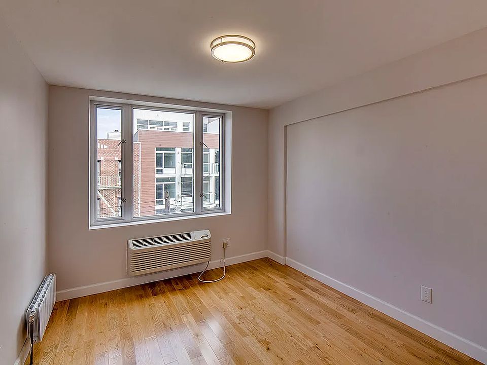 2nd image of 26-25 28th St #2E