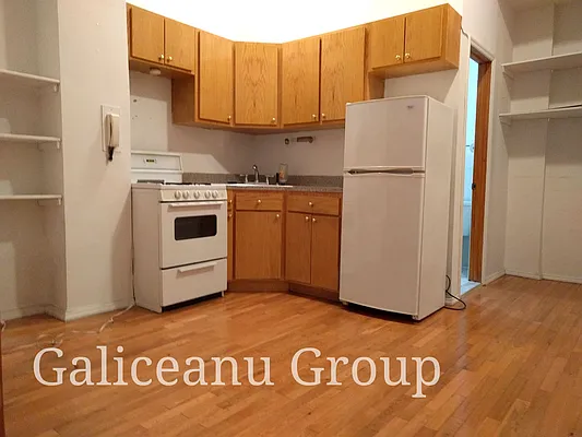 Rented by Lexington Real Estate Group | media 38