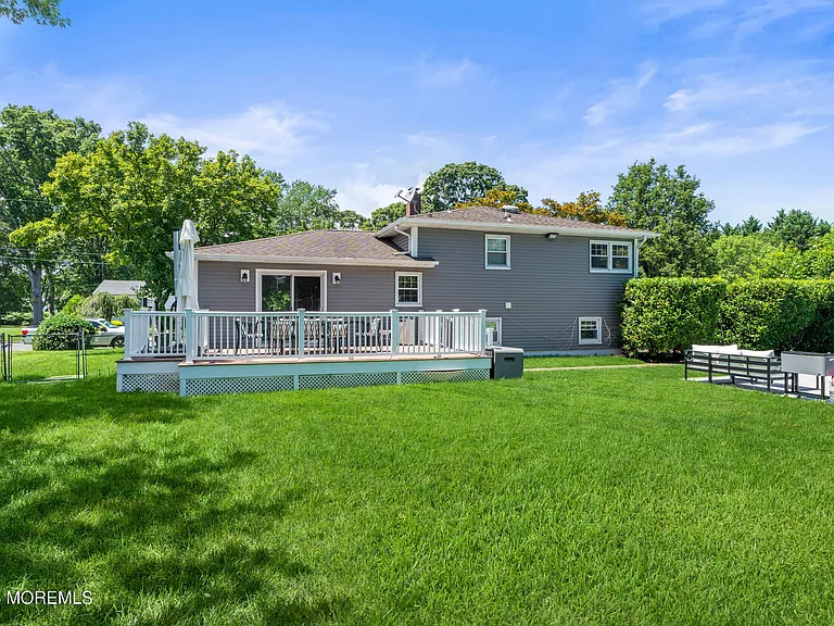 26 Hilltop Rd — Photo 25